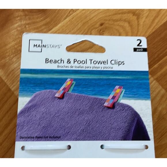 Beach & Pool Towel Clips‎ - Picture 2 of 2